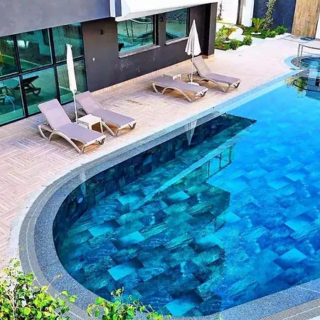 Luxury Near Cleopatra -midpoint Residence-38 *